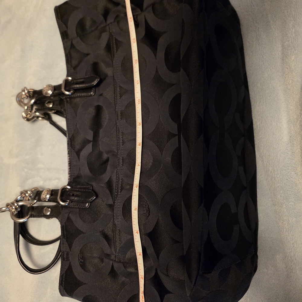 Coach Black Signature Shoulder Bag - Picture 15 of 16